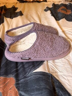 Muk Luk Slippers